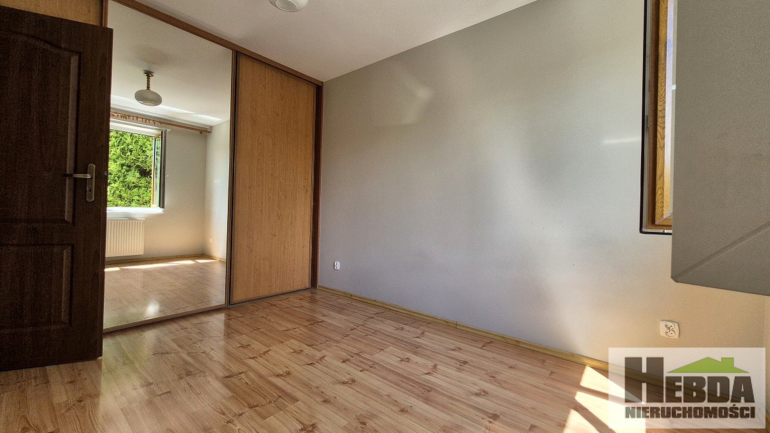 Zawada, CUDNE MIEJSCE !! ZOBACZ ! domek 120 m2 lekko schowany w naturze - zdjęcie 18