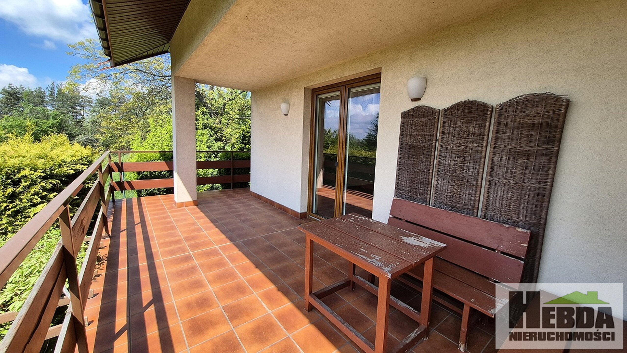 Zawada, CUDNE MIEJSCE !! ZOBACZ ! domek 120 m2 lekko schowany w naturze - zdjęcie 2