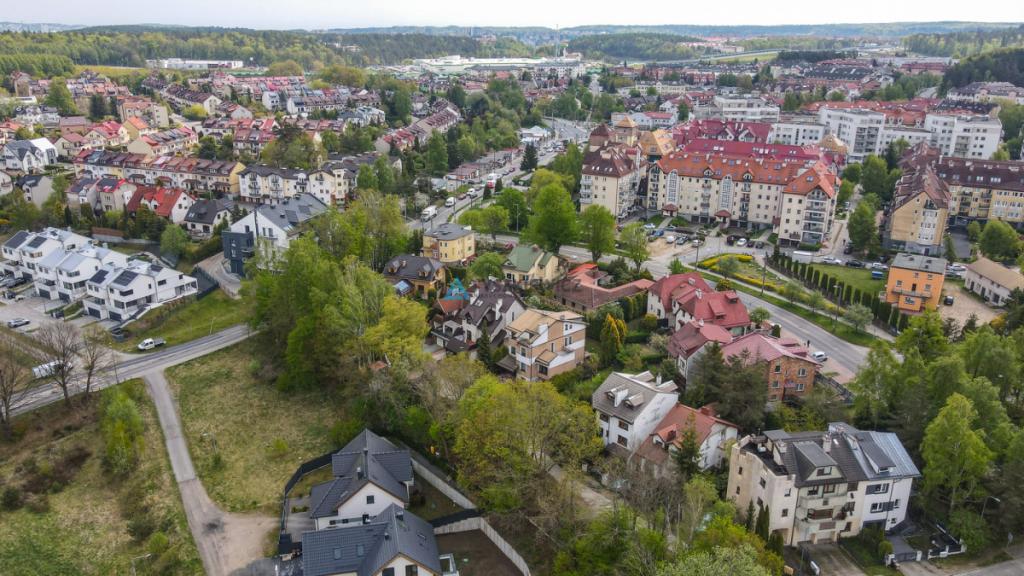 Przestronny dom z ogrodem| Gdynia Dąbrowa - zdjęcie 3