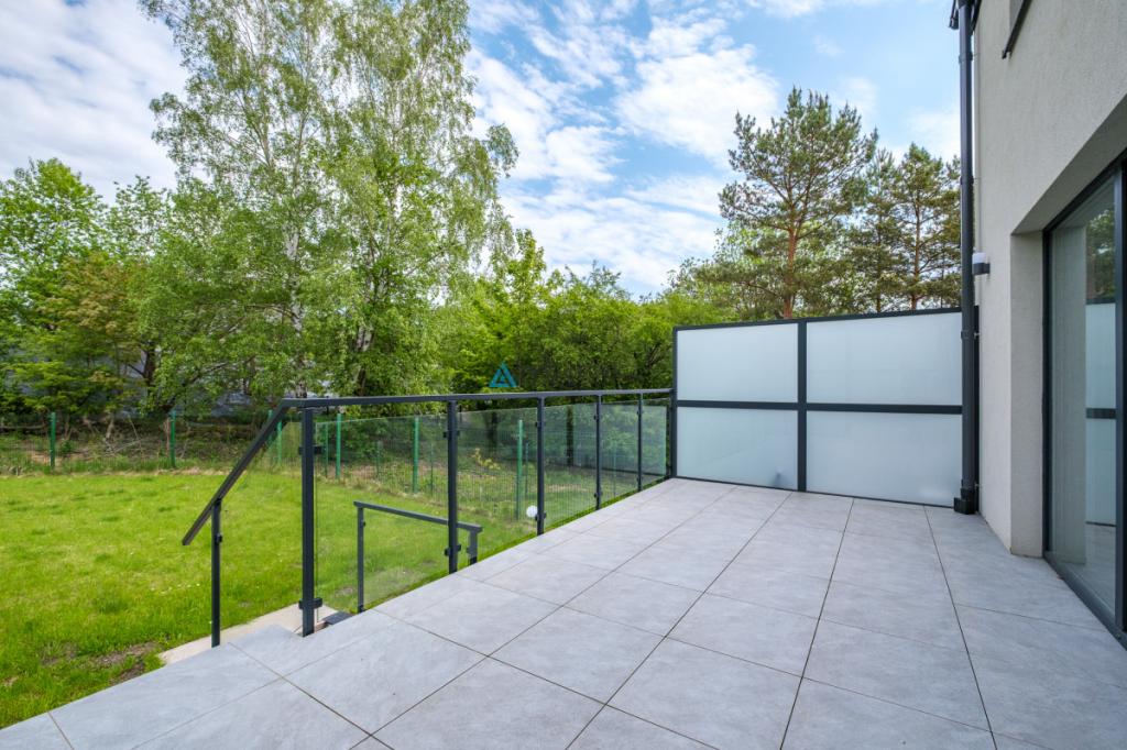 Ostatni szereg: Skrajny. Straszyn - zdjęcie 19