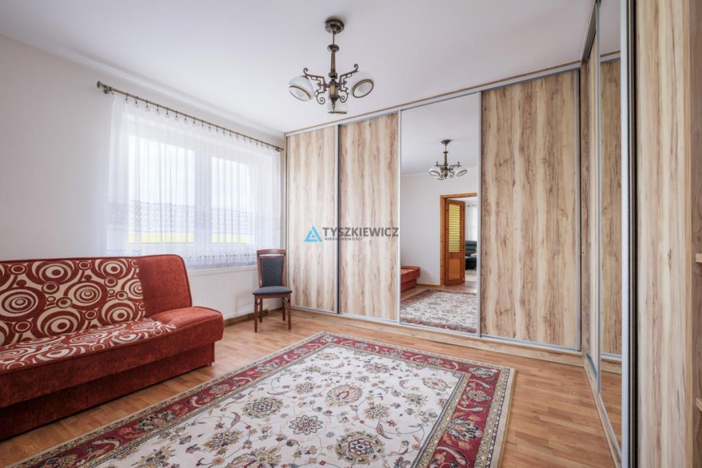 Nowoczesny dom z wyjątkowym ogrodem 3600m2 - zdjęcie 13