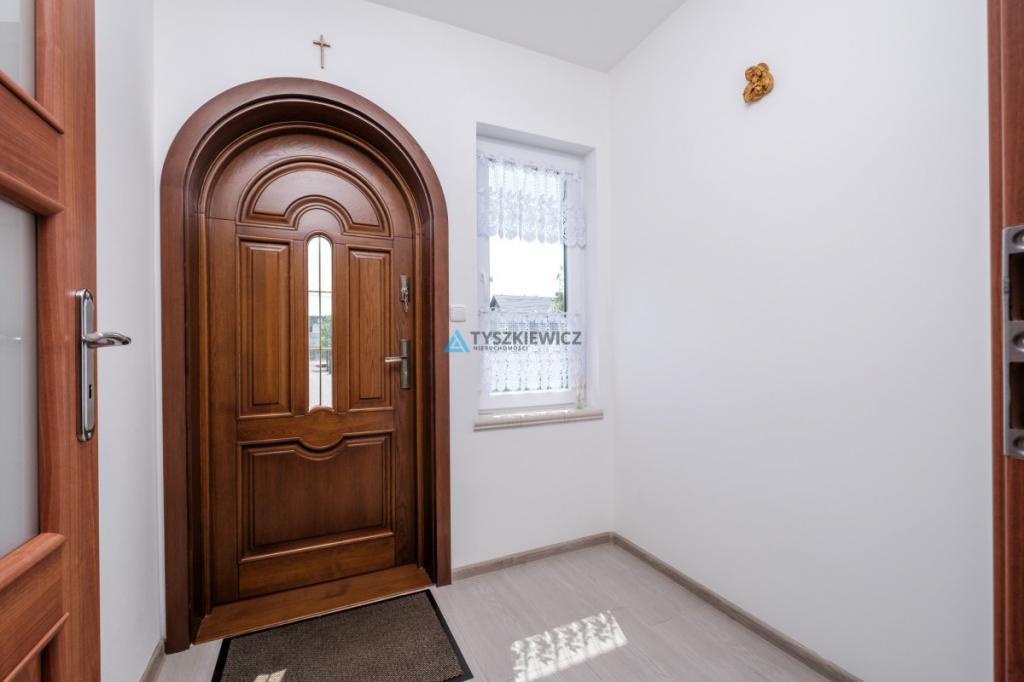 Nowoczesny dom z wyjątkowym ogrodem 3600m2 - zdjęcie 26