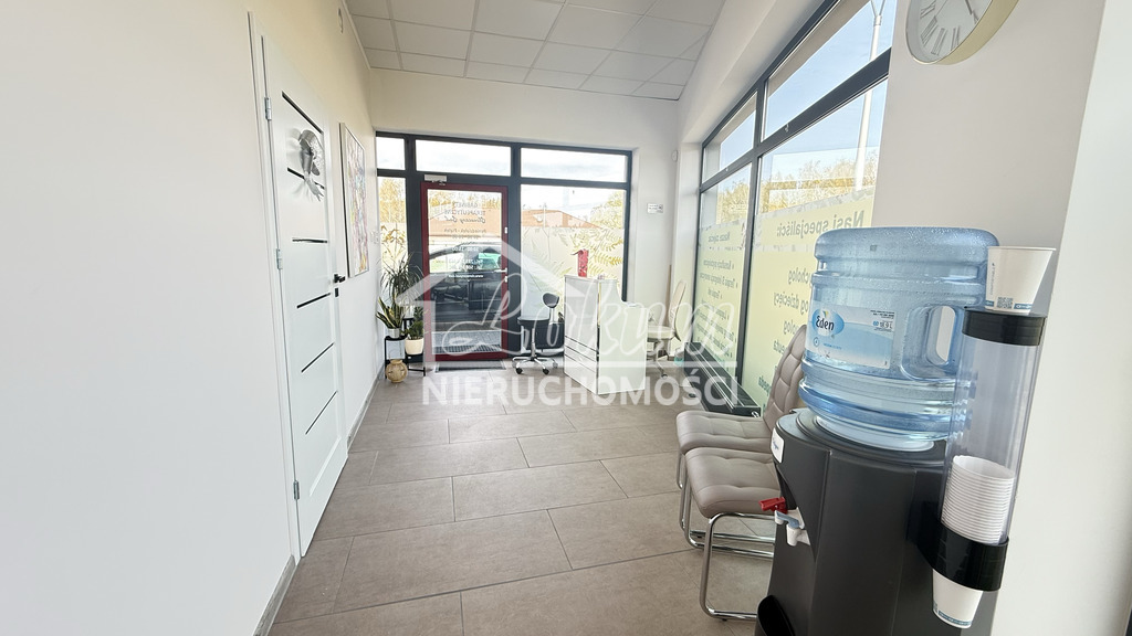 Lokal usługowy do wynajęcia, 185&nbsp;m², Dołuje, Malwowa - zdjęcie 9