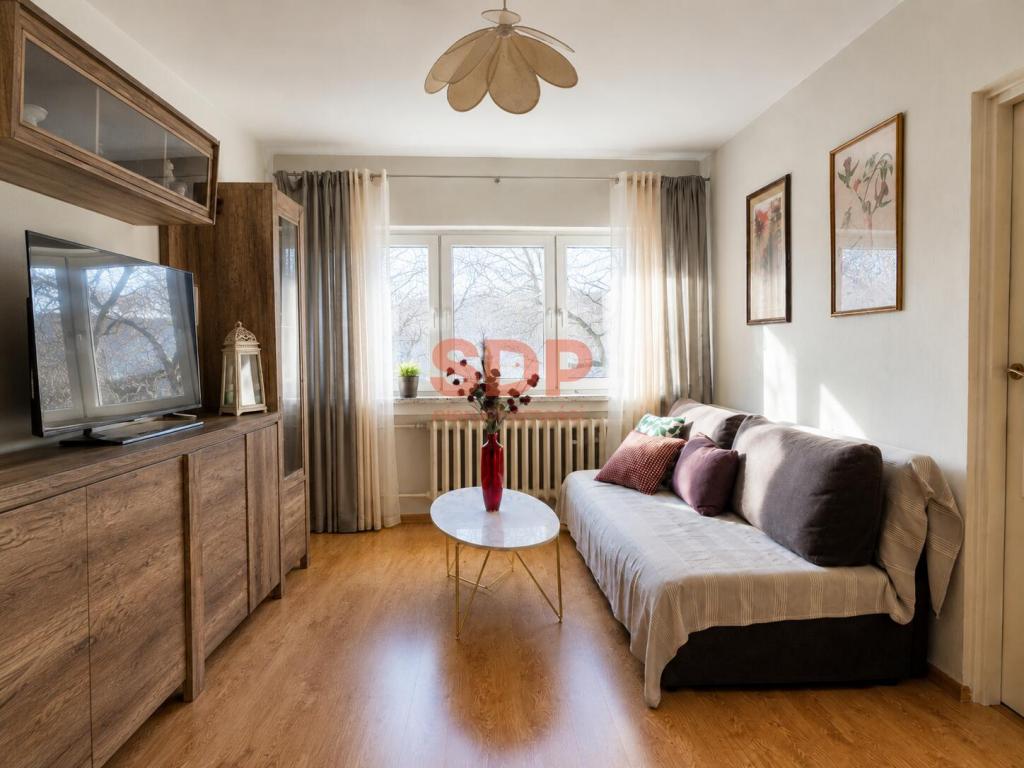 Mieszkanie 37&nbsp;m², Łódź, Bałuty, Traktorowa - zdjęcie 1
