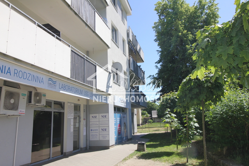 Lokal usługowy na sprzedaż, 49,01 m², Police - zdjęcie 1
