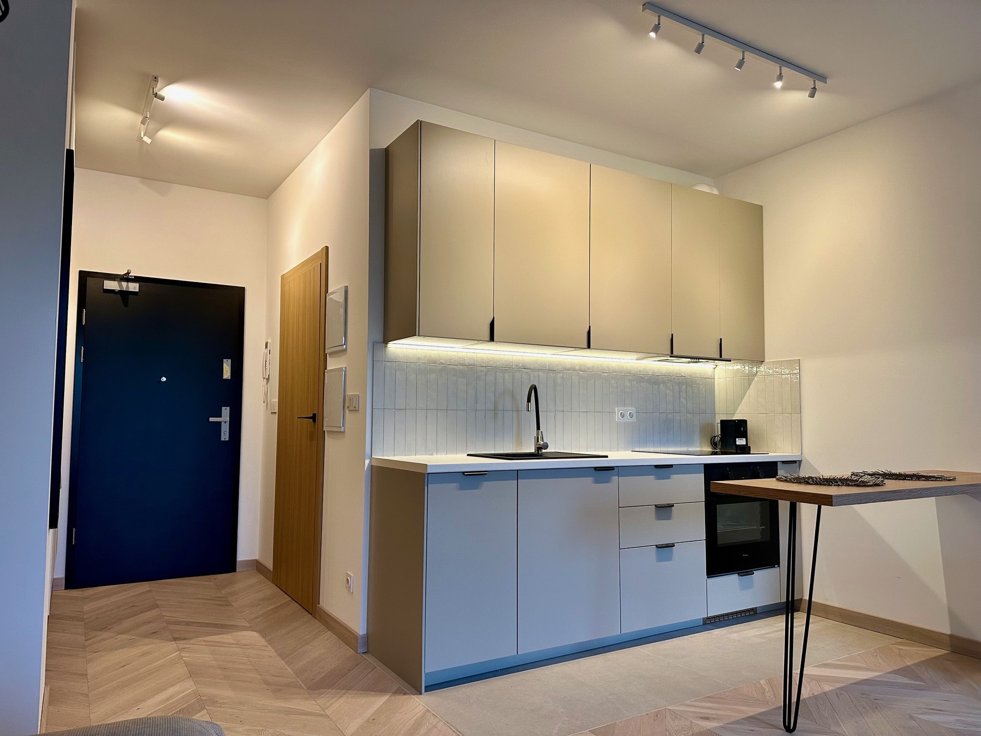 Nowoczesny apartament z widokiem na Dolinę Trzech Stawów |INSPIRE| - zdjęcie 11