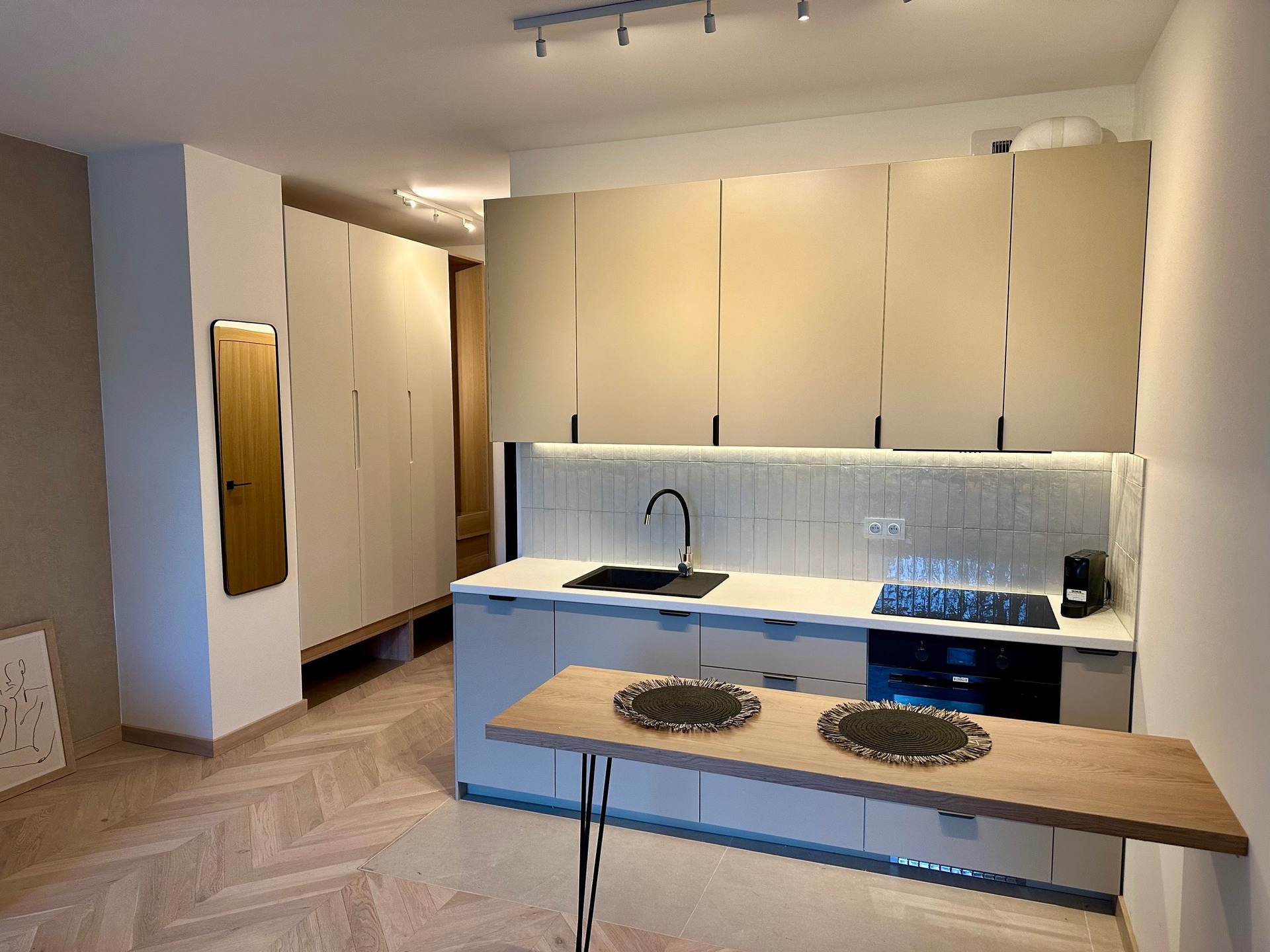 Nowoczesny apartament z widokiem na Dolinę Trzech Stawów |INSPIRE| - zdjęcie 4