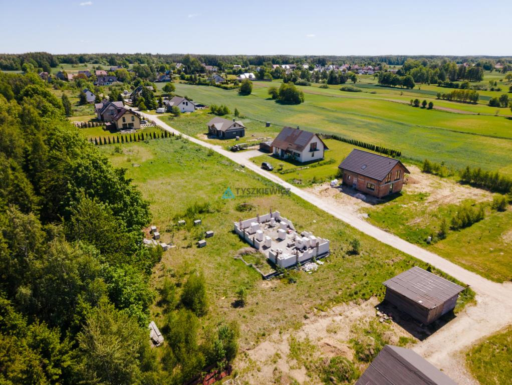Działka 1560 m² z rozpoczętą budową - zdjęcie 7