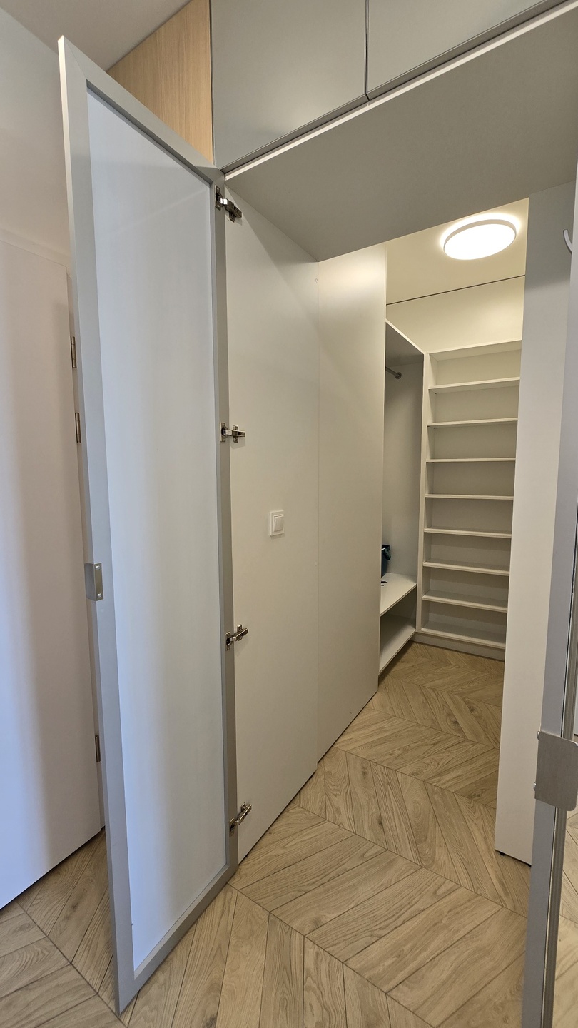 Dobrynów Rzepakowa Brynów 50m lux nowe 2 pok z garaderobą , klimatyzacja, taras, os strzeżone m.postojowe - zdjęcie 9