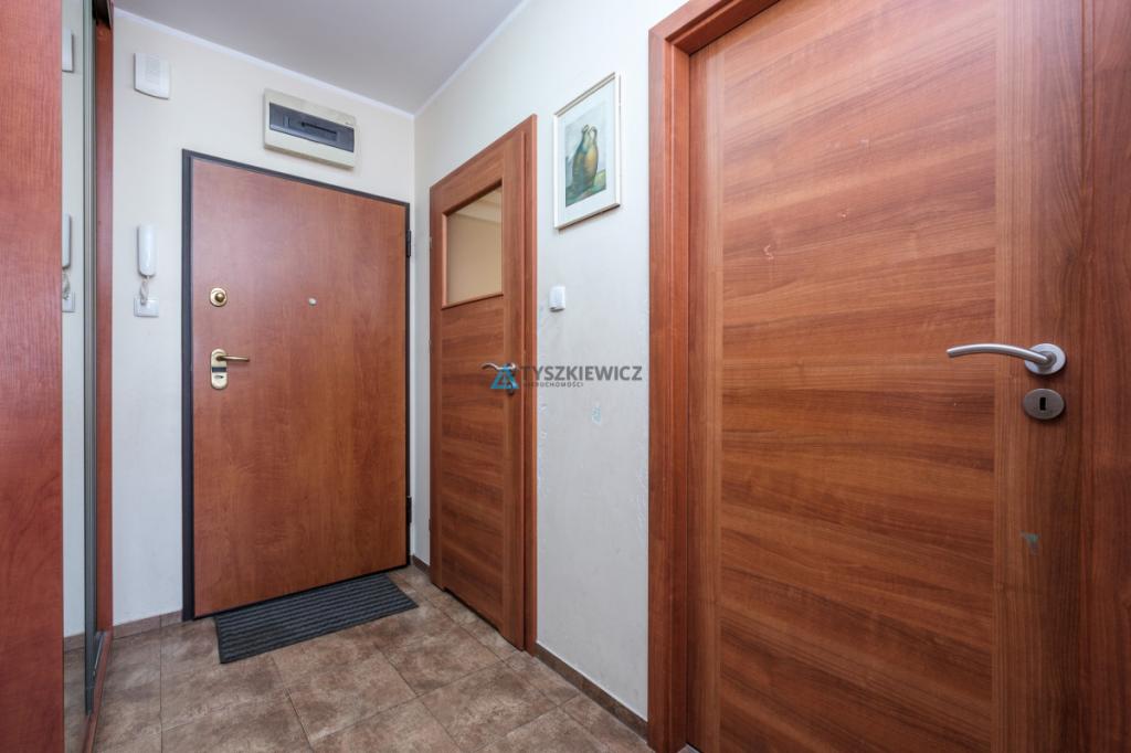 2 pokoje, osobna kuchnia, duży balkon i piwnica - zdjęcie 15