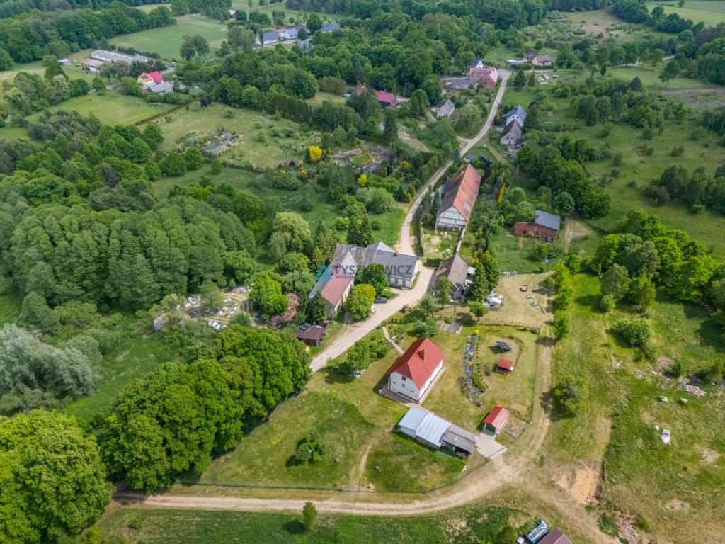 Bronowo | Klimatyczny budynek z potencjałem! - zdjęcie 22