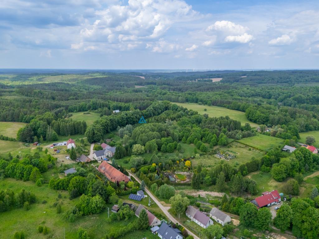 Bronowo | Klimatyczny budynek z potencjałem! - zdjęcie 29