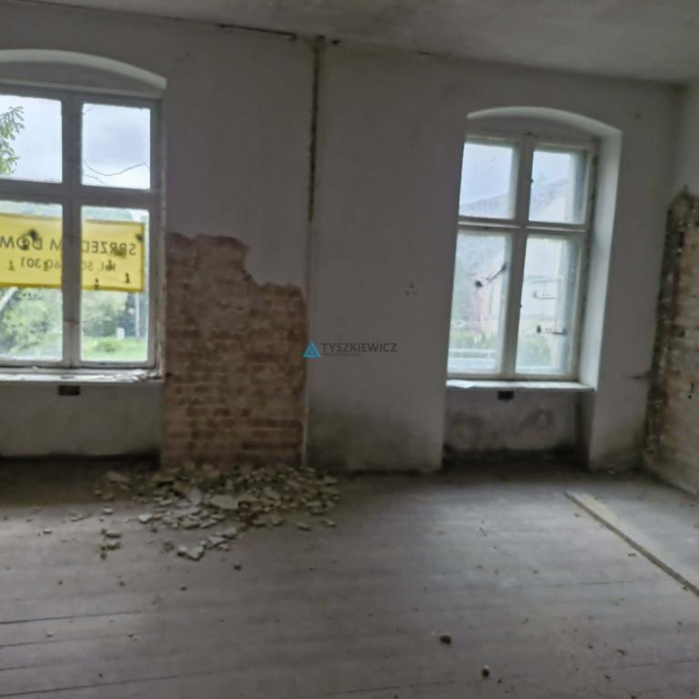 Bronowo | Klimatyczny budynek z potencjałem! - zdjęcie 7