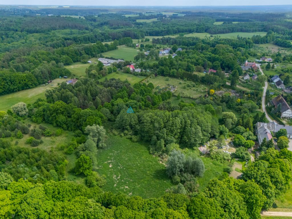 Bronowo | Klimatyczny budynek z potencjałem! - zdjęcie 23