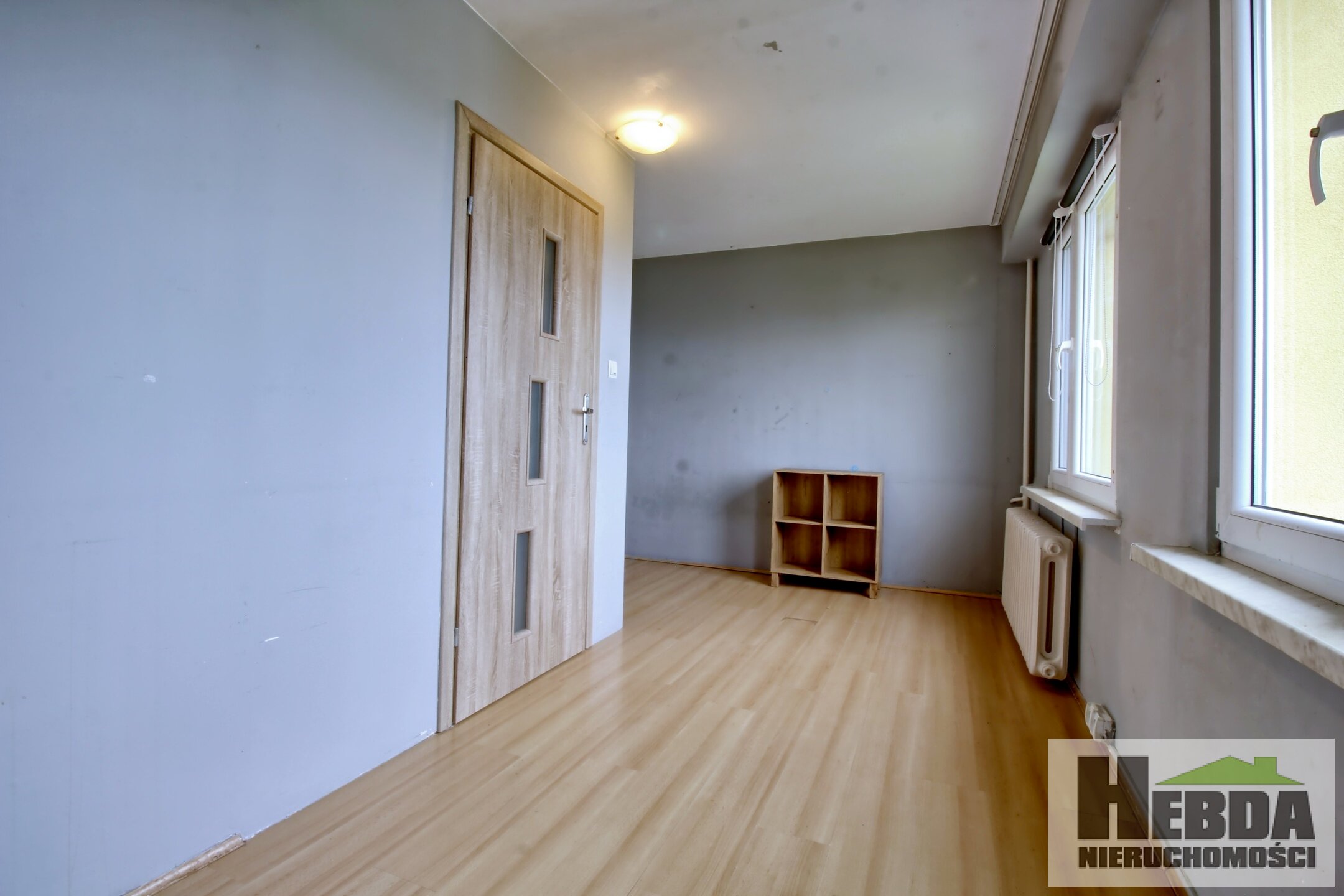 Przestronne 60 m² z pięknym widokiem i potencjałem aranżacyjnym - Tarnów, ul. Westerplatte - zdjęcie 8