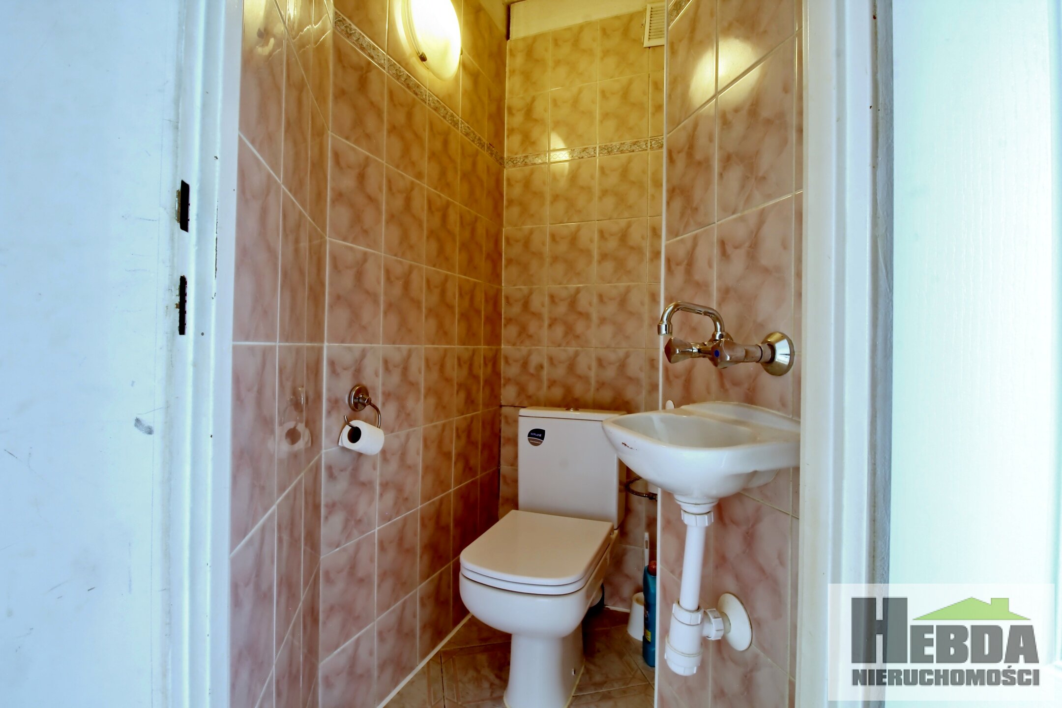 Przestronne 60 m² z pięknym widokiem i potencjałem aranżacyjnym - Tarnów, ul. Westerplatte - zdjęcie 10