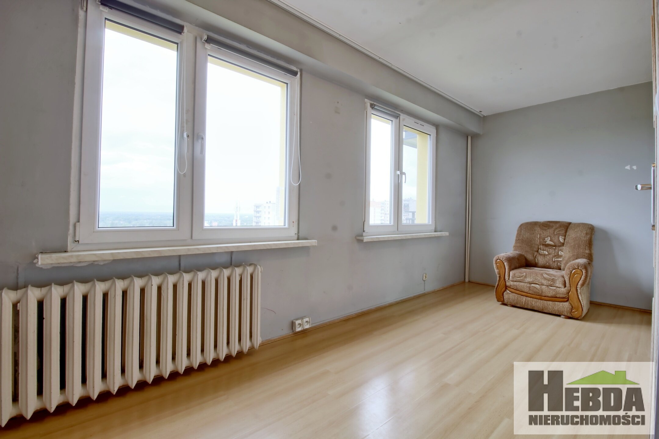 Przestronne 60 m² z pięknym widokiem i potencjałem aranżacyjnym - Tarnów, ul. Westerplatte - zdjęcie 9