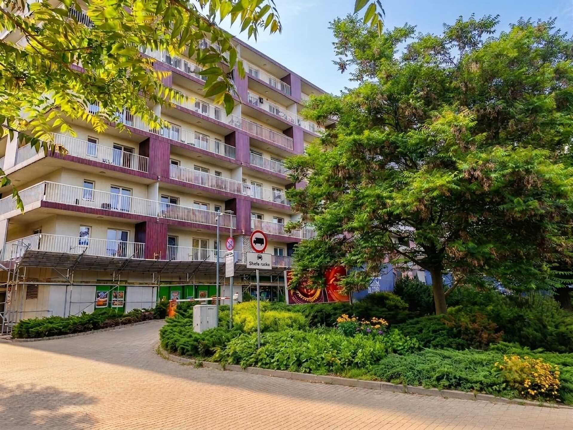 2 km Rynek/ kawalerka z balkonem/ widok na Odrę i tereny zielone - zdjęcie 1