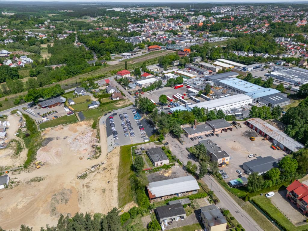Budynek mieszkalno - biurowy z dużym parkingiem - zdjęcie 29