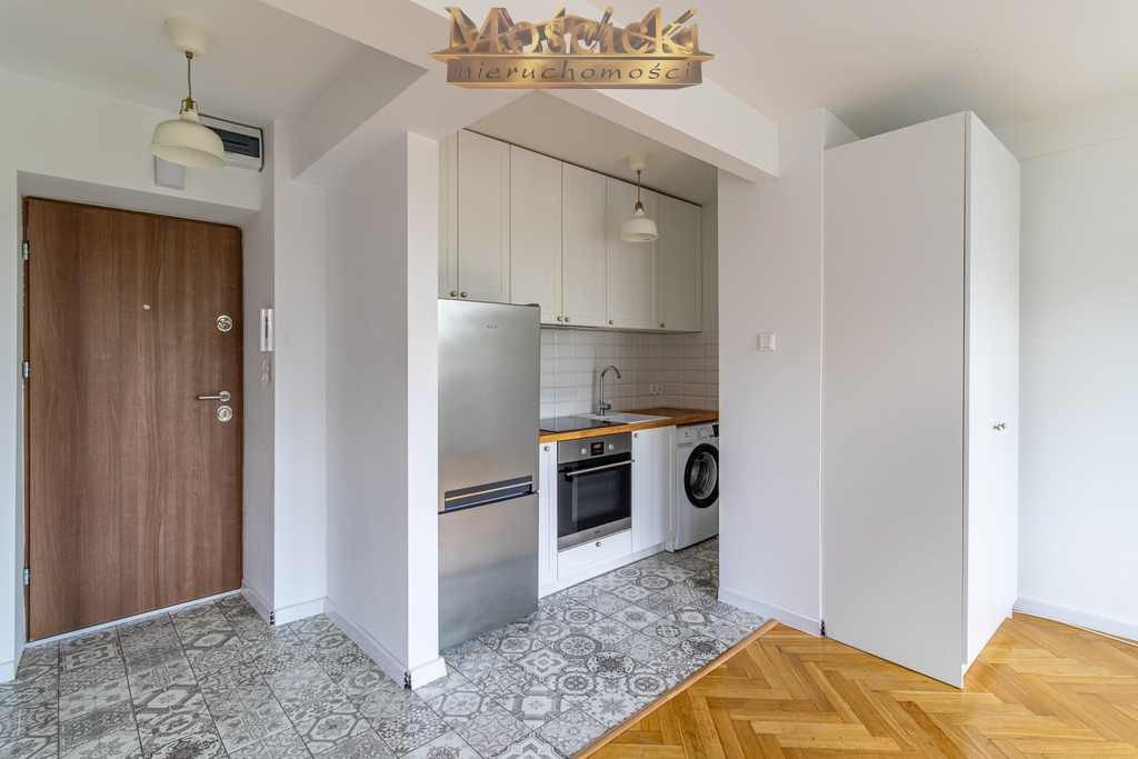 Wynajem 30m² winda, balkon ul Matejki przy Sejmie - zdjęcie 9