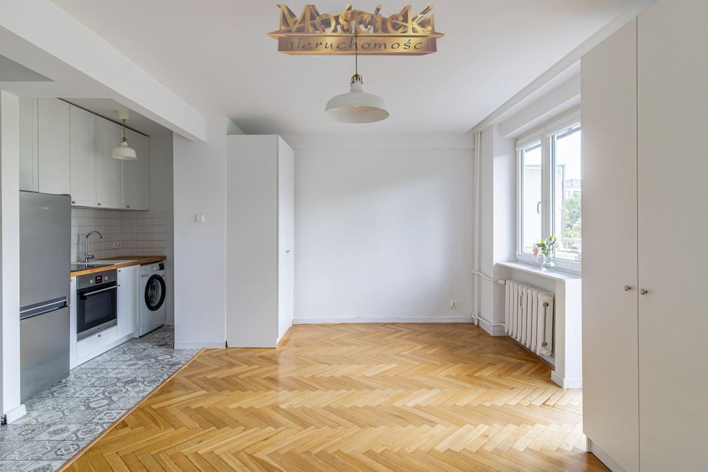 Wynajem 30m² winda, balkon ul Matejki przy Sejmie - zdjęcie 4