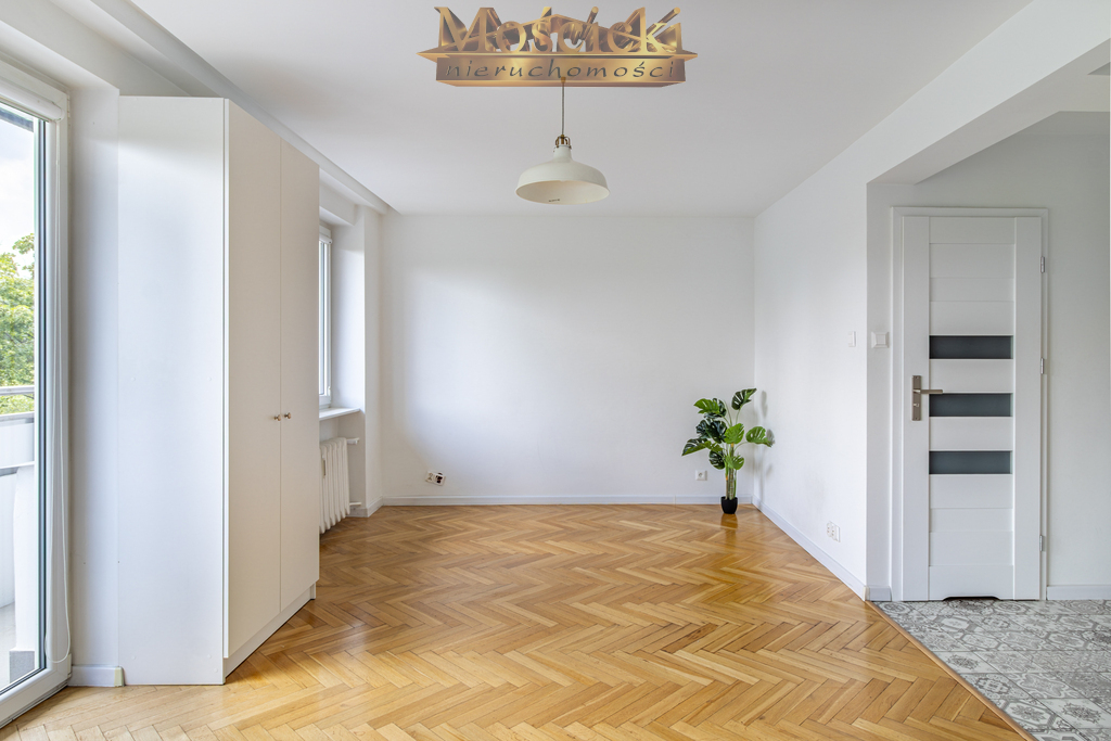 Wynajem 30m² winda, balkon ul Matejki przy Sejmie - zdjęcie 7