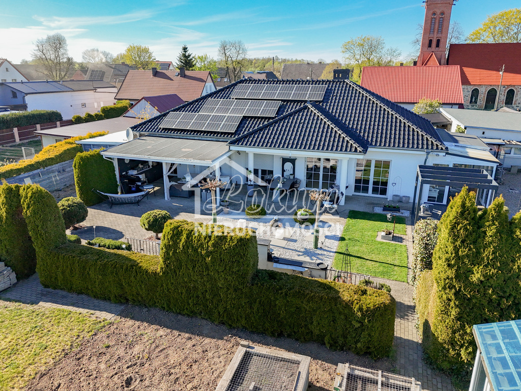 Dom 160 m², Święte - zdjęcie 1