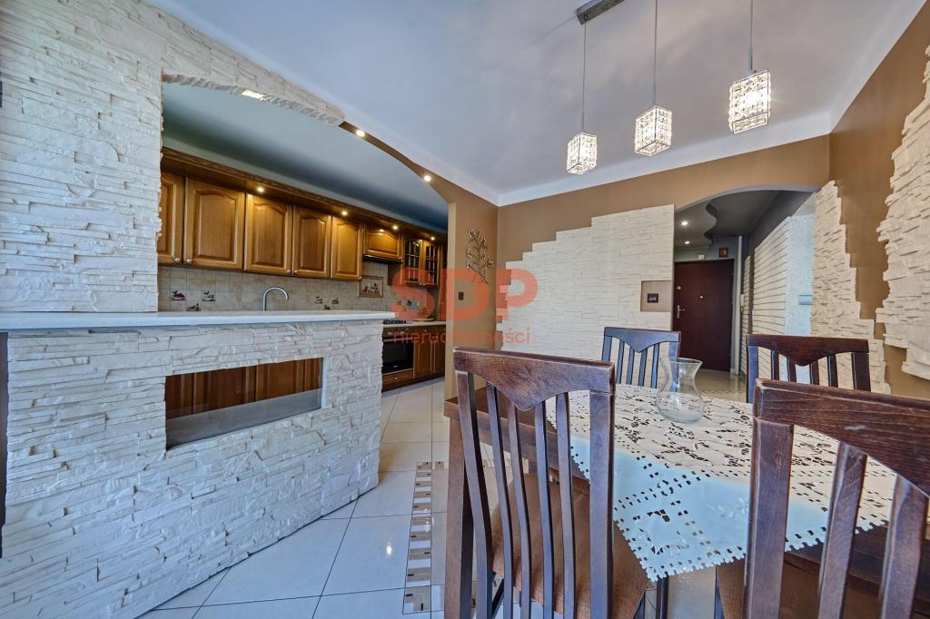 Mieszkanie 71 m², Katowice, Tysiąclecia - zdjęcie 2
