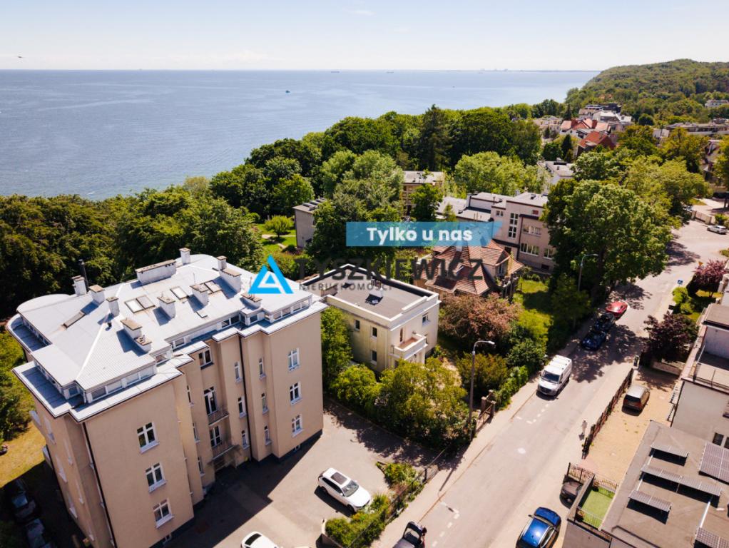 Komfortowe mieszkanie w pobliżu bulwaru - zdjęcie 1