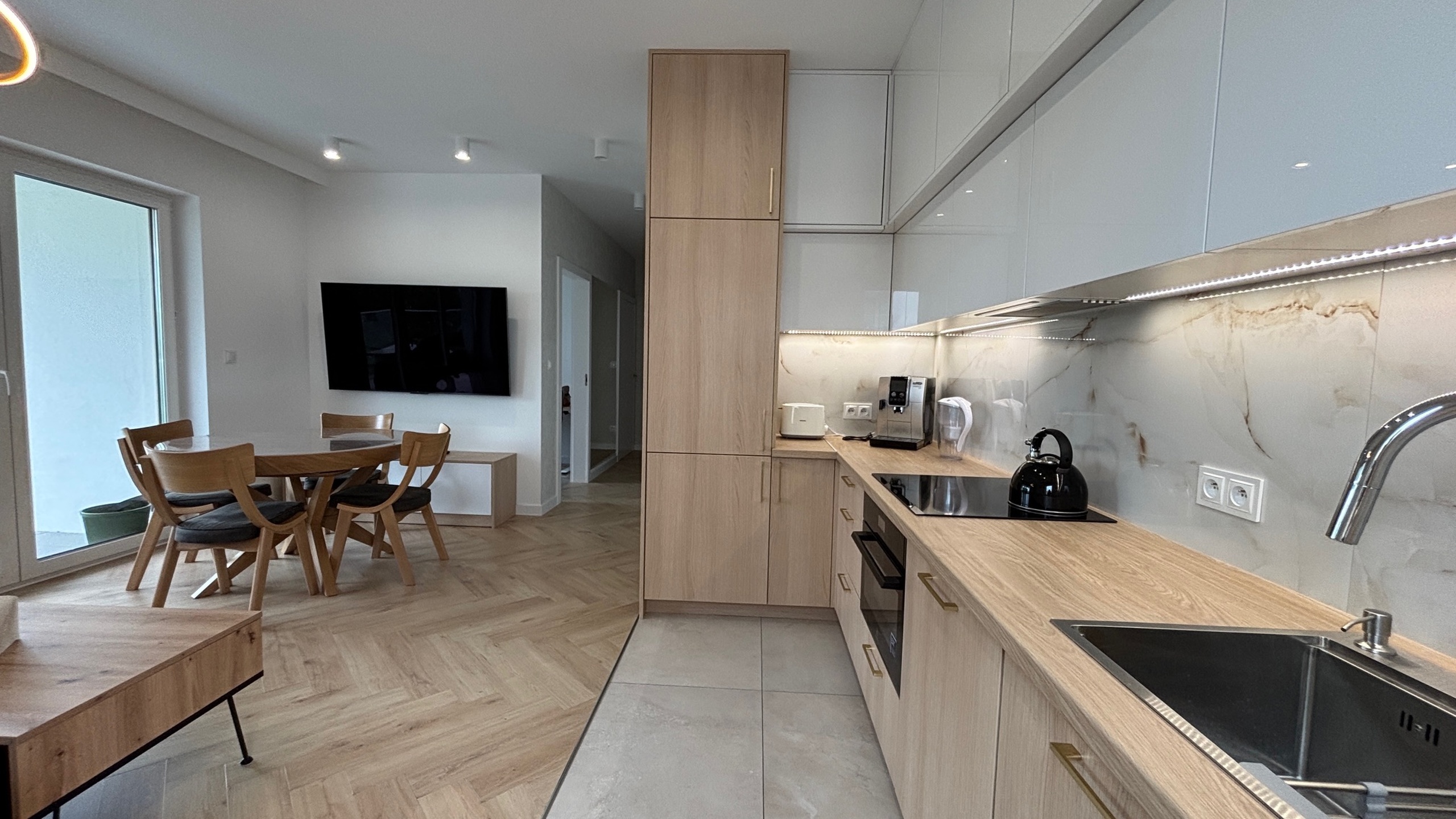 Nowy 3 pokojowy apartament 2 m.parkingowe - zdjęcie 2
