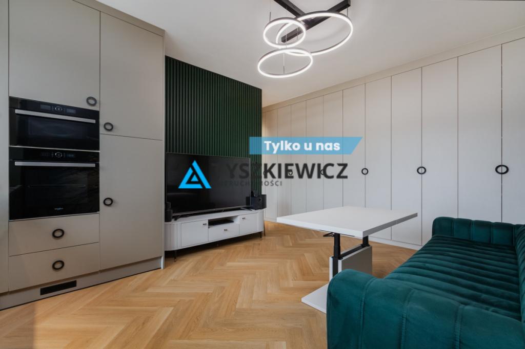 Całkowicie wykończone mieszkanie, remont w 2025 r. - zdjęcie 1