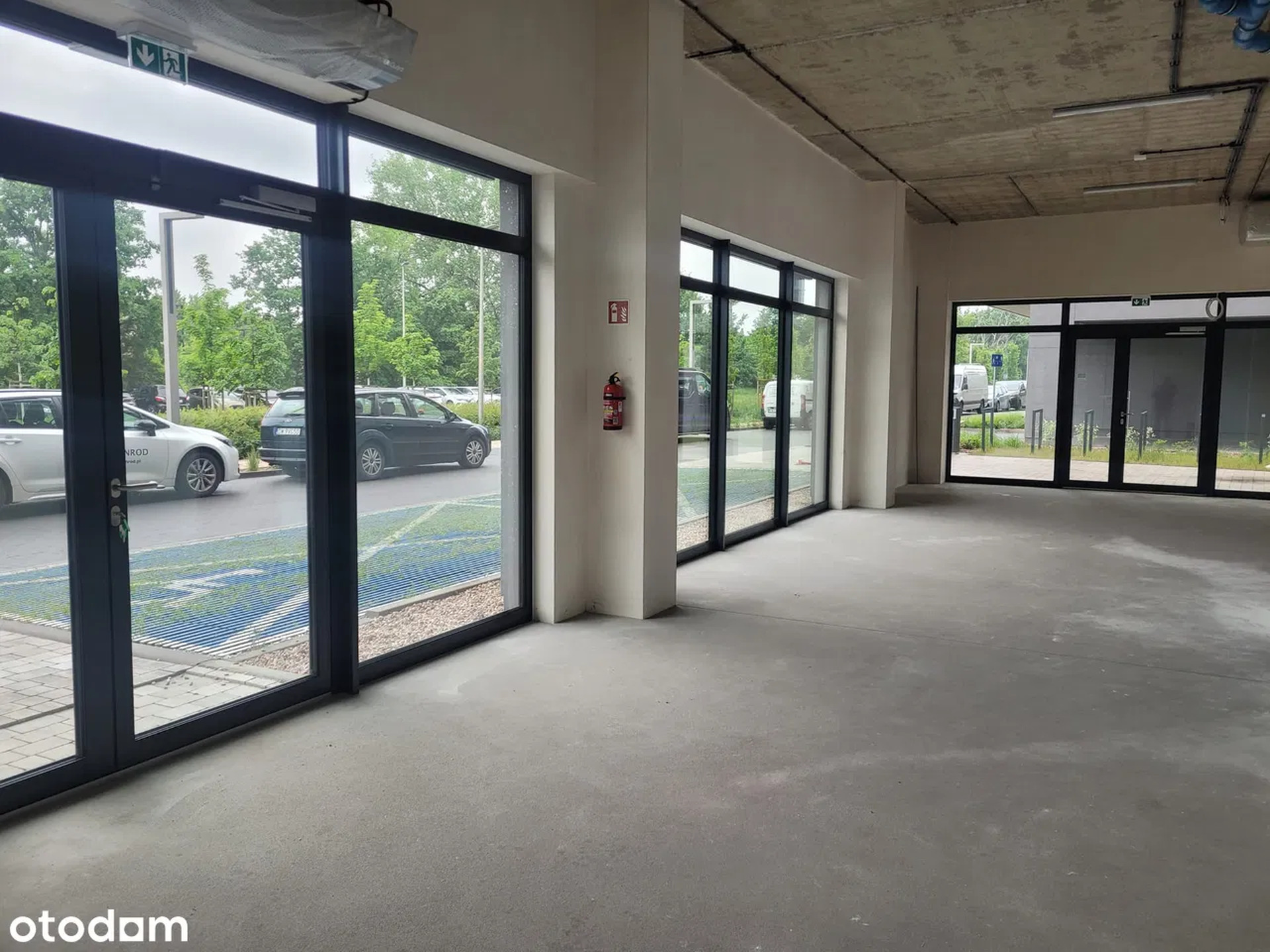 Nowy lokal na parterze w okolicy ul Trzebnickiej, Zakładowej - zdjęcie 2