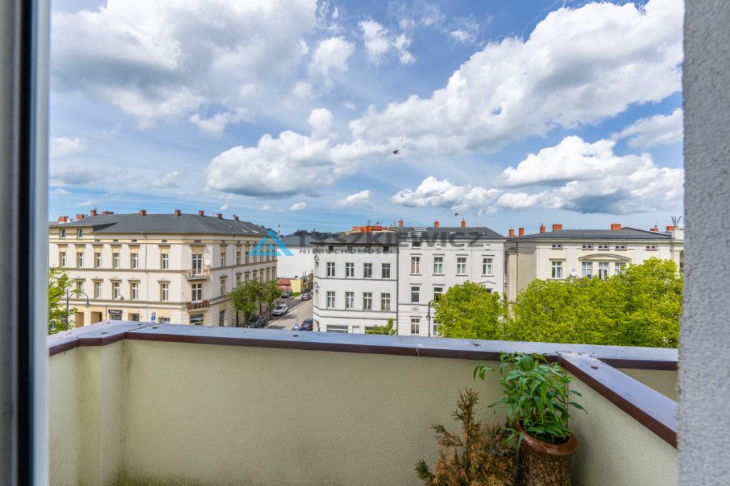 Mieszkanie w urokliwej kamienicy w centrum Słupska - zdjęcie 9