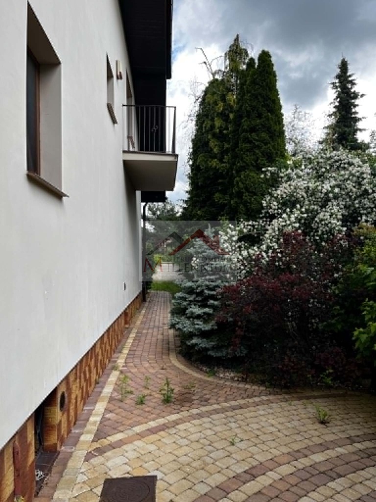 Dom 180&nbsp;m², Chotomów - zdjęcie 3
