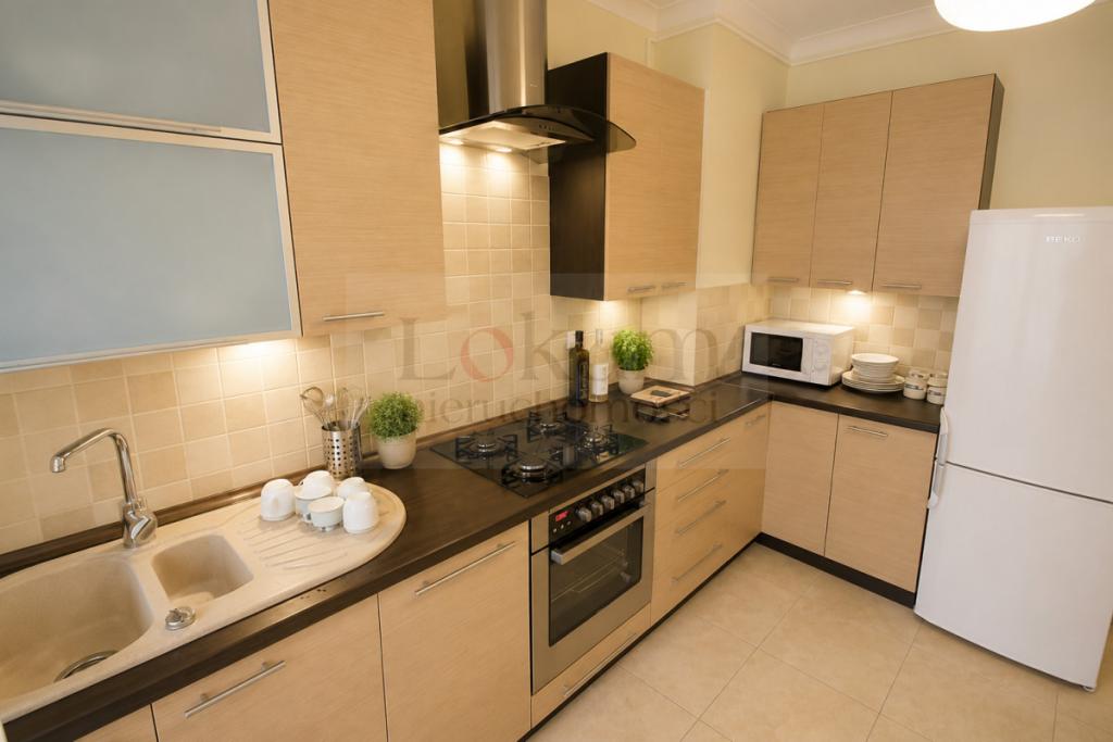 Apartament w centru miasta - zdjęcie 3