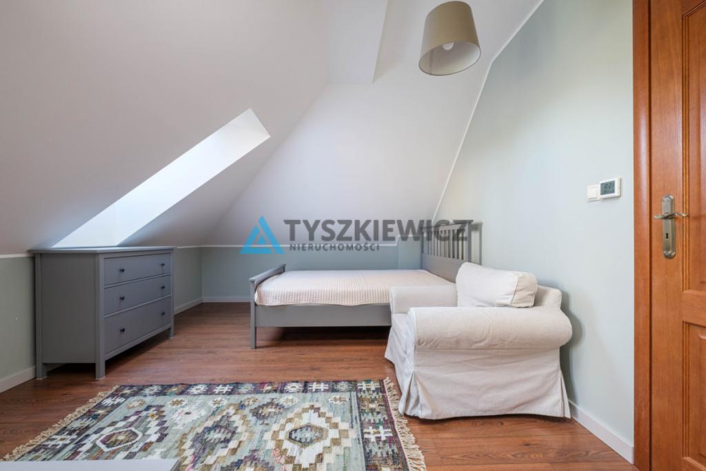 Dom z basenem Gdańsk Matarnia - zdjęcie 27