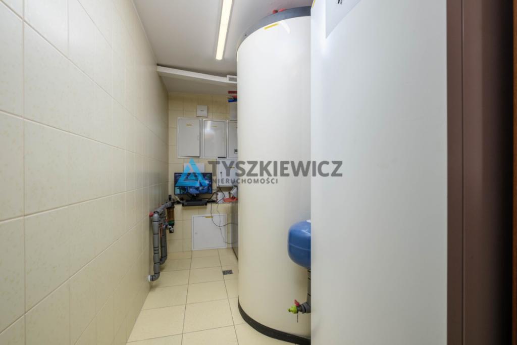 Dom z basenem Gdańsk Matarnia - zdjęcie 18