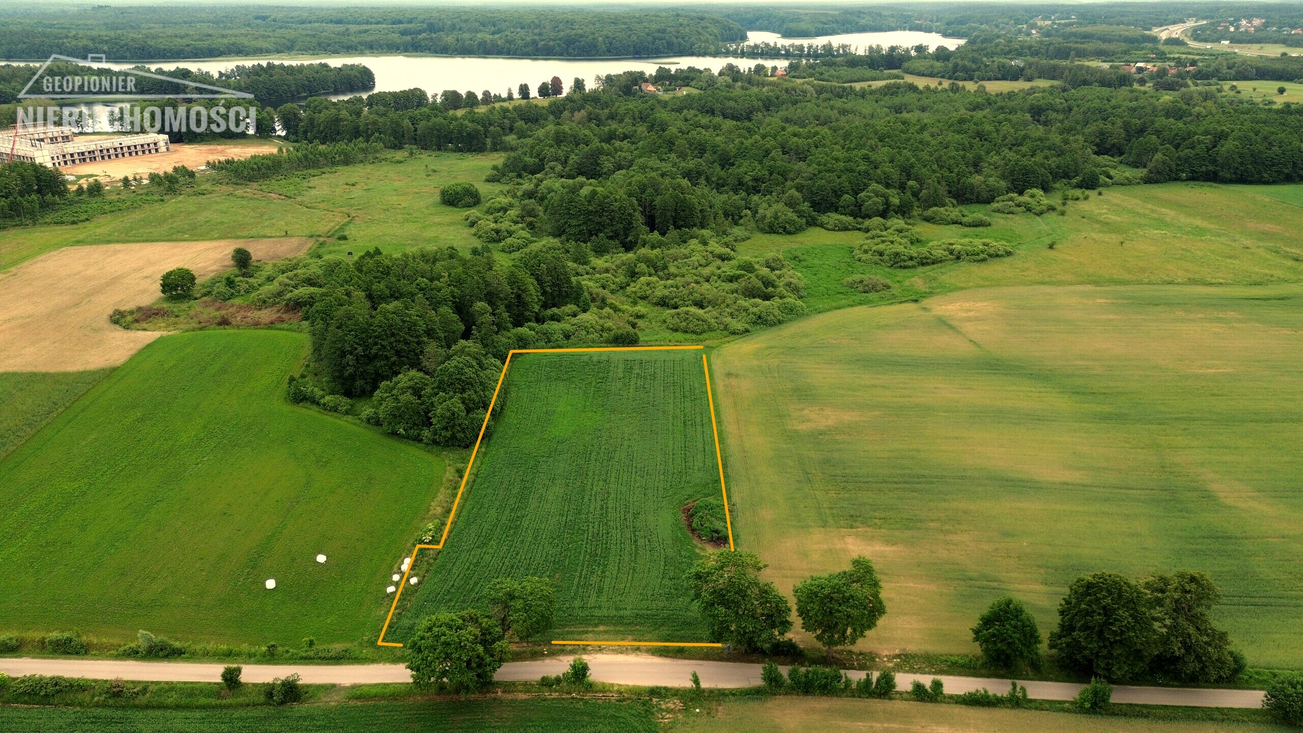 Mazury - Ostróda - Miłmłyn ul. Mazurska, działka budowlana 4700 m2 - zdjęcie 1