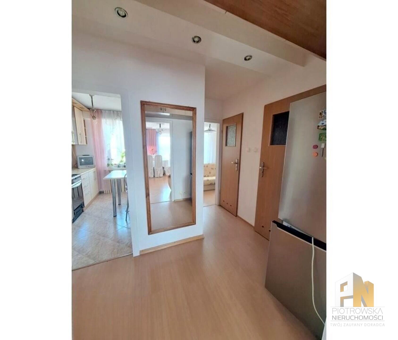 Przestronne mieszkanie 60m2 - zdjęcie 8