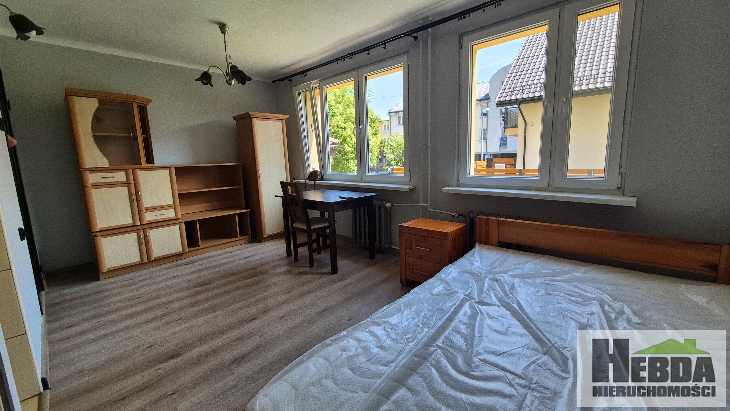 Tarnów, ul. Powstańców Warszawy , kawalerka 24 m2, tuż obok Świtu - zdjęcie 2