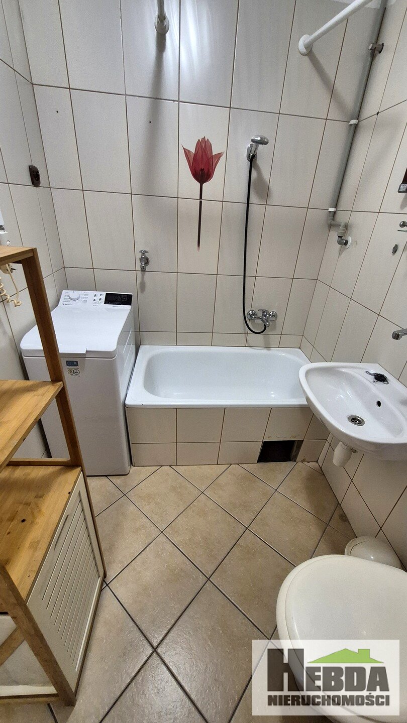 Tarnów, ul. Powstańców Warszawy , kawalerka 24 m2, tuż obok Świtu - zdjęcie 6