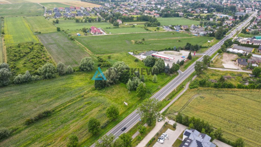Działka mieszkaniowo-usługowa w Kolnik - zdjęcie 9