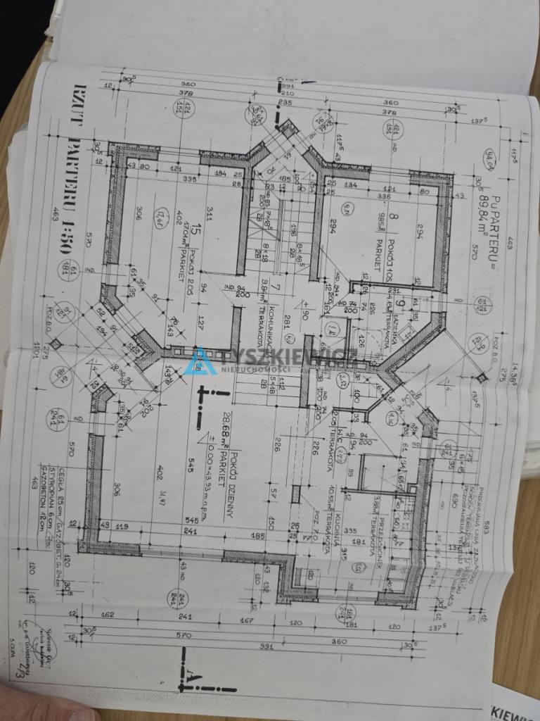 Przestronny dom rodzinny 250 m² - zdjęcie 25