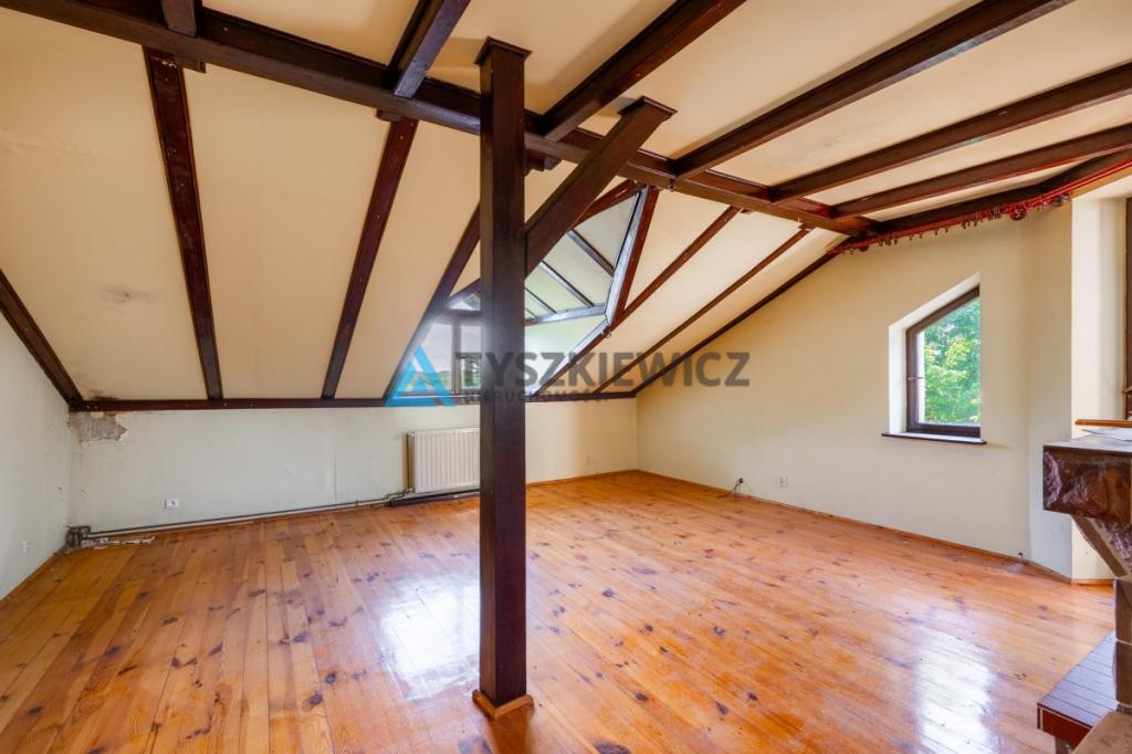 Przestronny dom rodzinny 250 m² - zdjęcie 13