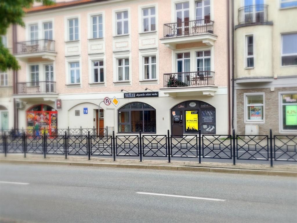 Lokal usługowy do wynajęcia, 82 m², Ełk, Wojska Polskiego - zdjęcie 1