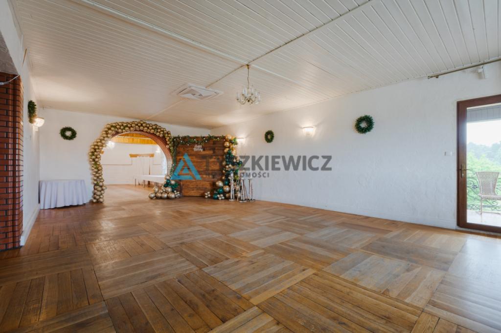 Funkcjonująca karczma z pokojami gościnnymi. - zdjęcie 9