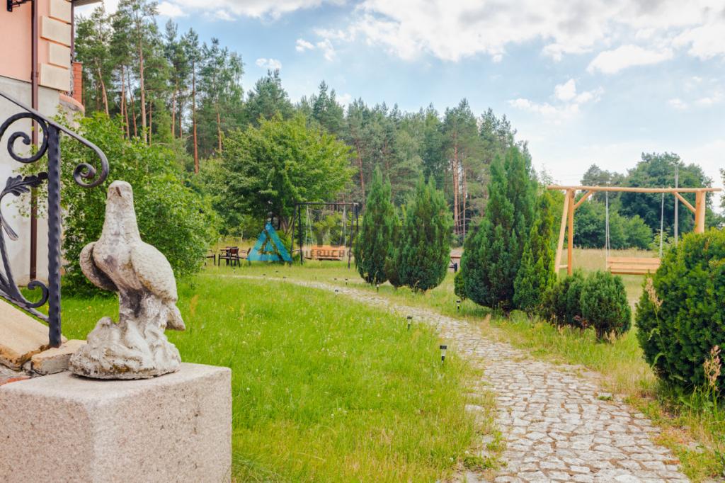 Funkcjonująca karczma z pokojami gościnnymi. - zdjęcie 6
