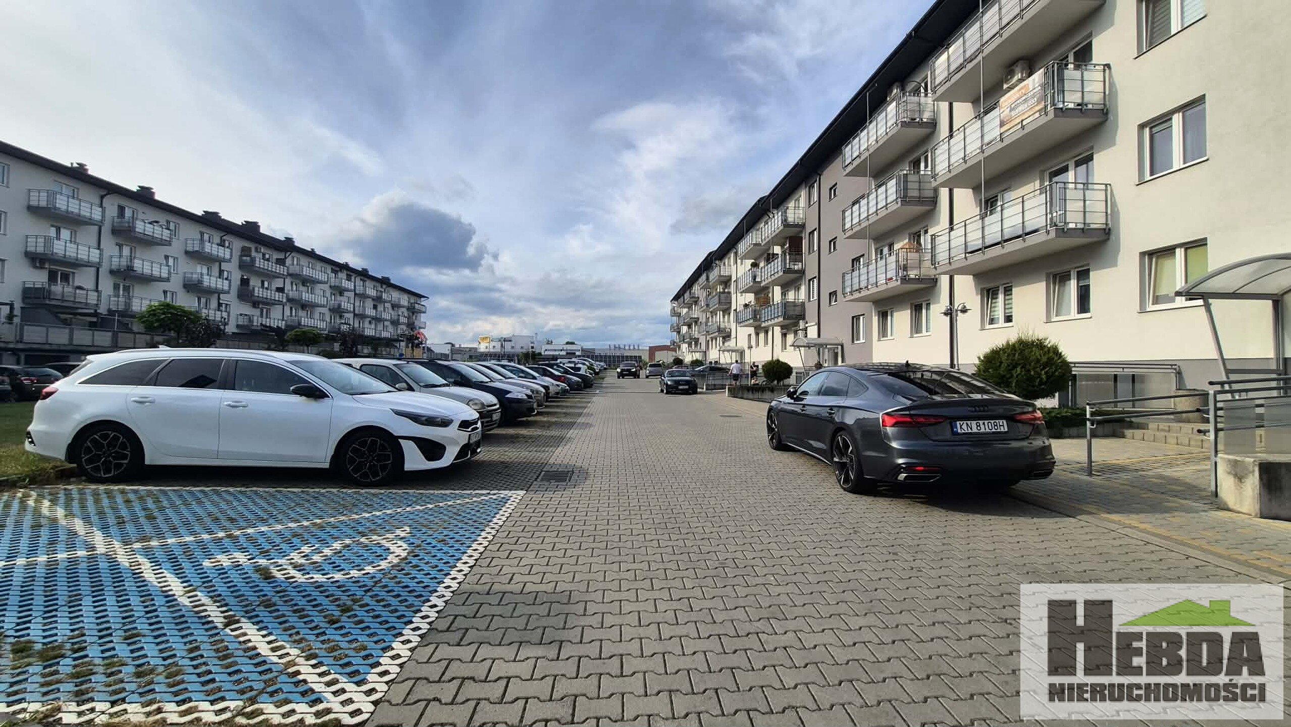 Tarnów, Bora Komorowskiego , 3 pokojowe z dużą loggią , garażem - zdjęcie 14