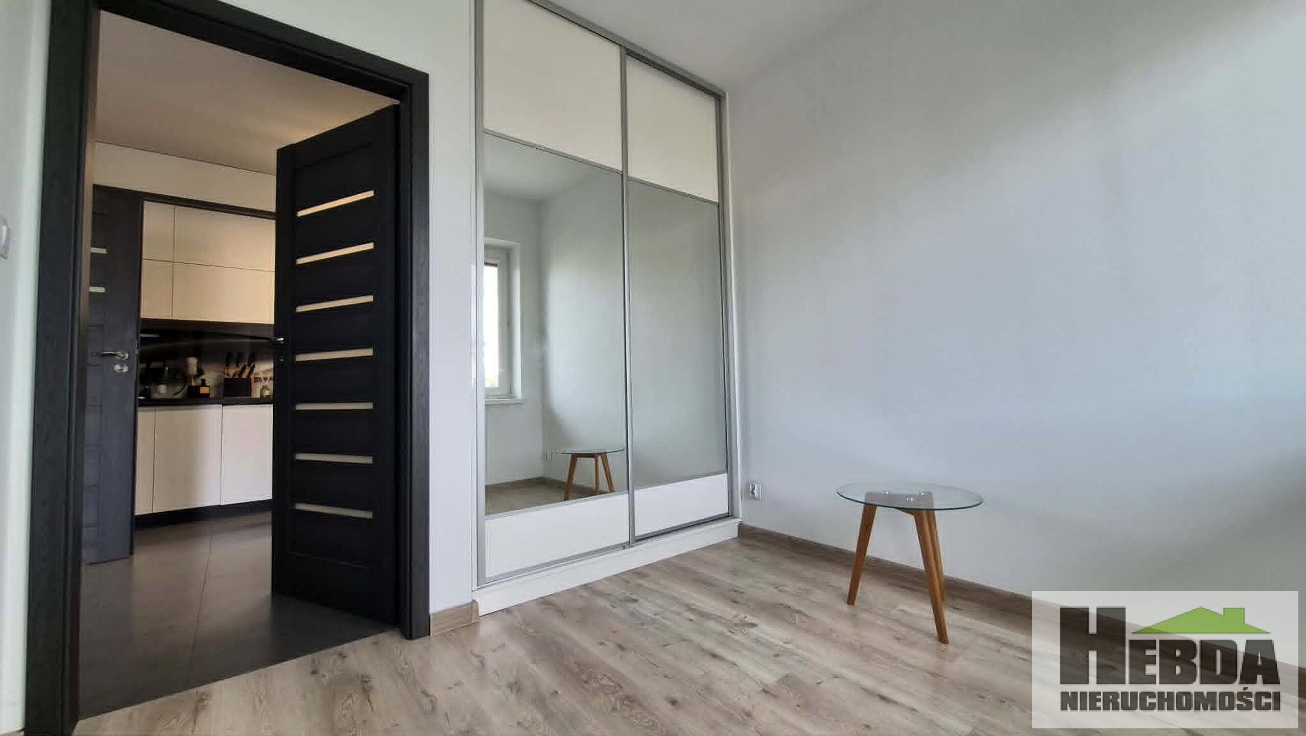 Tarnów, Bora Komorowskiego , 3 pokojowe z dużą loggią , garażem - zdjęcie 11