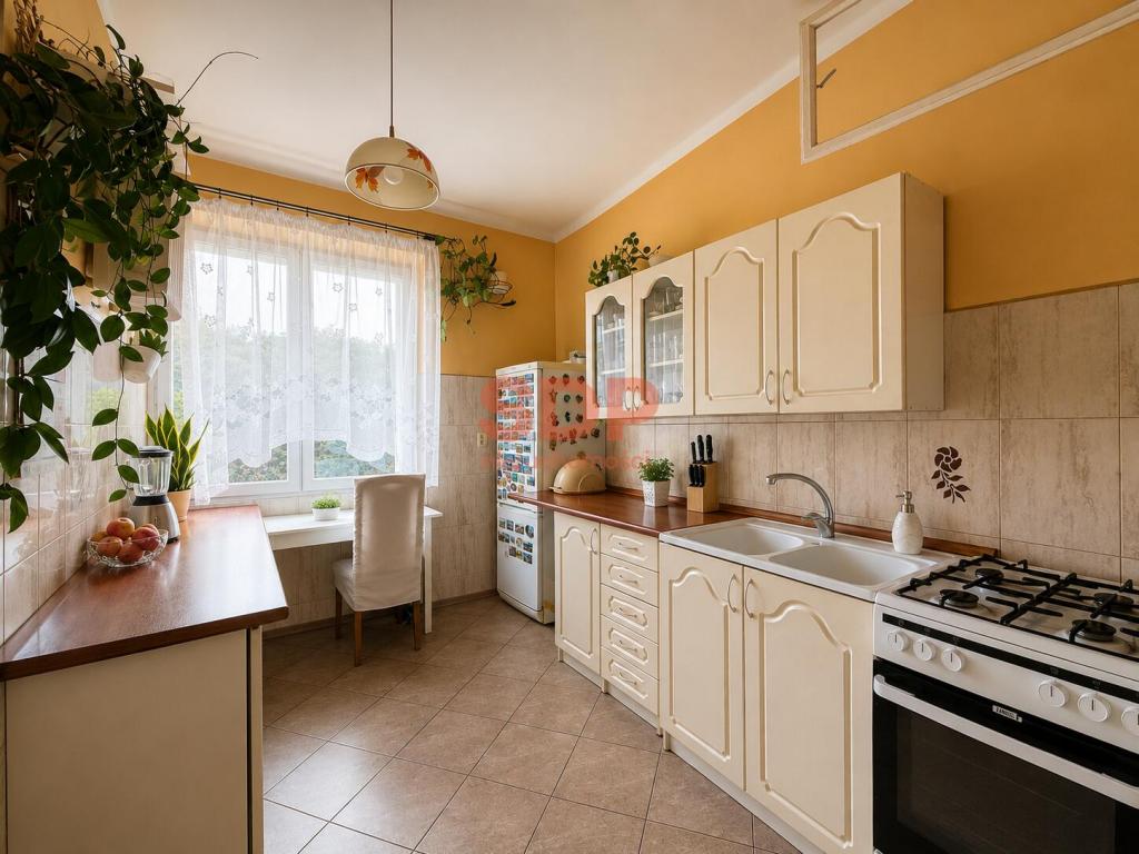 Mieszkanie 37&nbsp;m², Łódź, Górna, Łukasińskiego Waleriana - zdjęcie 1